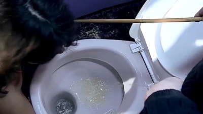 ჩემი მშვენიერი პირადი სექსის მონა მელანი მემფისი. ის ჩემი საყვარელი მონაა, ის გამოიყურება უდანაშაულო, ახალგაზრდა, ანალური სექსით, როლური თამაშებით და მე შემიძლია მისი გამოყენება როცა მინდა. Ნაწილი 1.